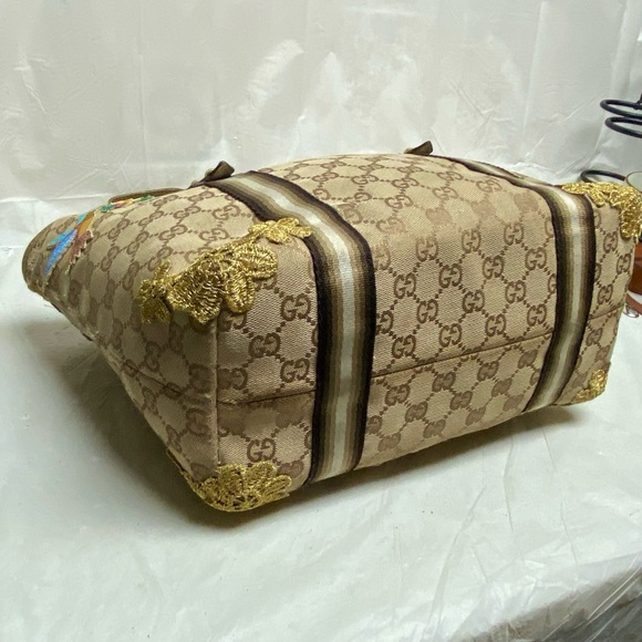 Vintage, Gucci, GG Coated Canvas with Gold Leather Shoulder Strap 11in x 8.5in - Picture 7 of 13